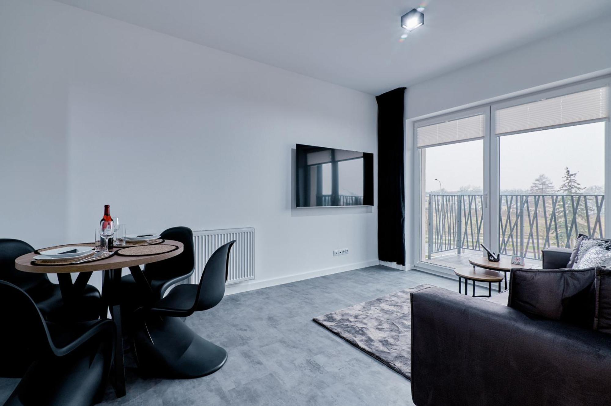 Apartament Sztuk Pieknych 10 피와 외부 사진
