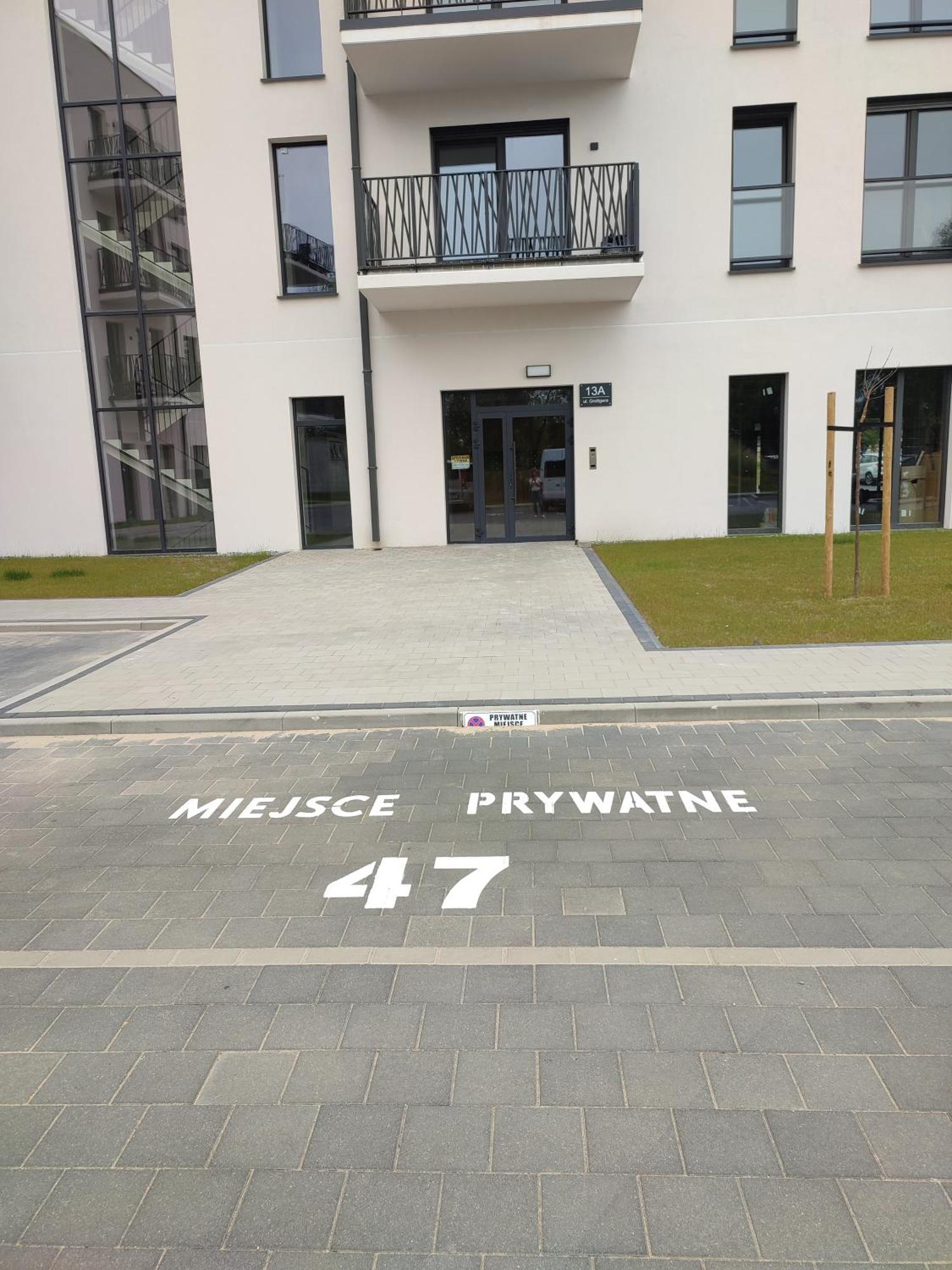 Apartament Sztuk Pieknych 10 피와 외부 사진